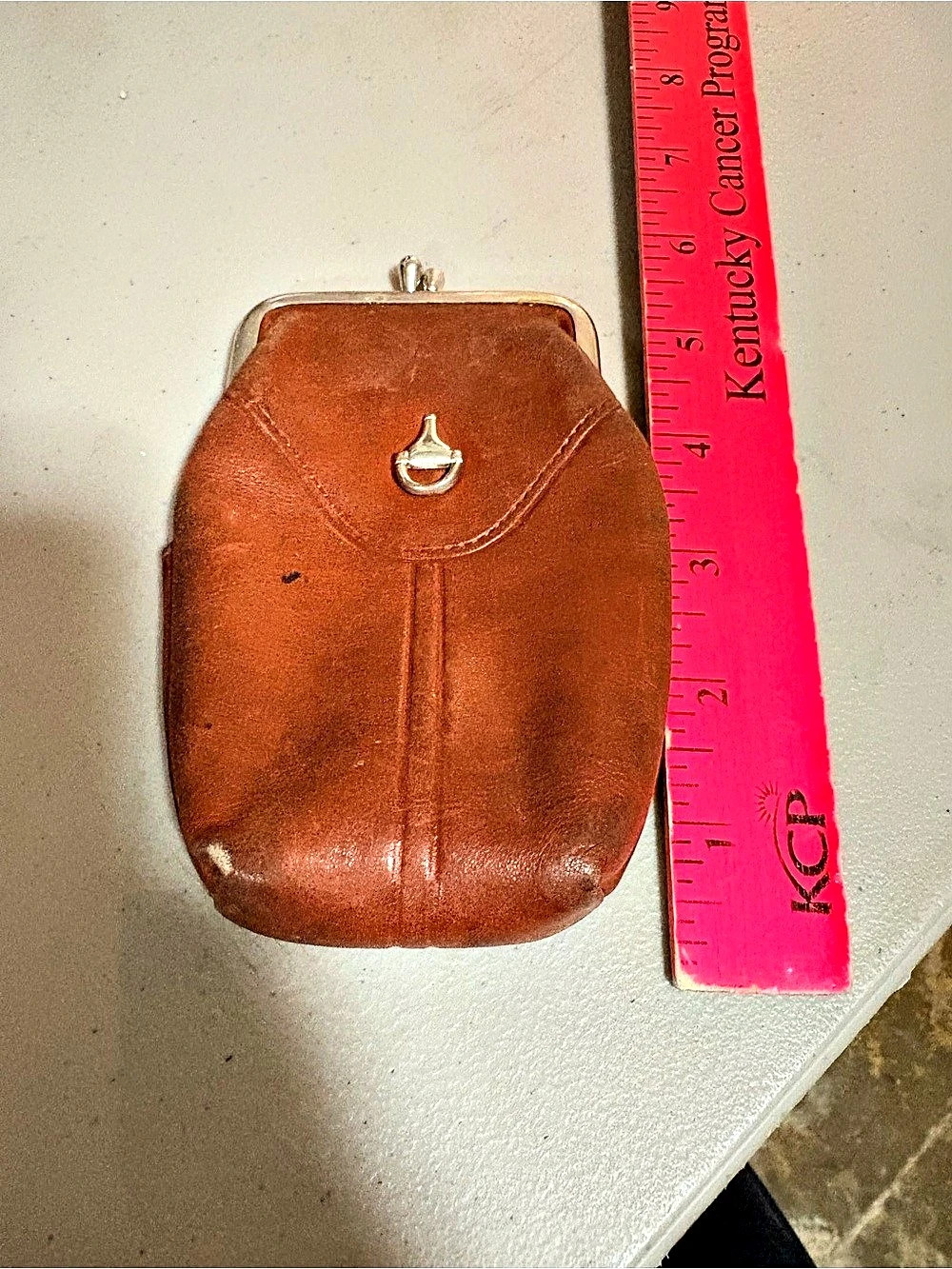 Vintage Leather kiss lock Cigarette Case